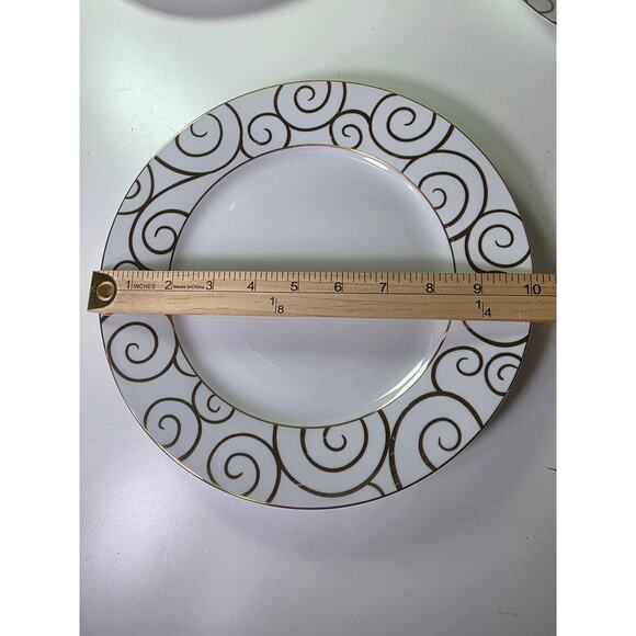 Set of 4 PIER 1 IMPORTS White with Gold Swirl Porcelain 10" Dinner Plates - Picture 3 of 6